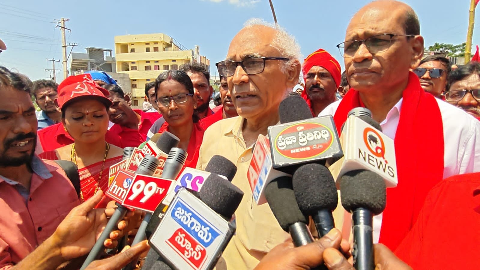 తెలంగాణ సాయుధ పోరాట స్ఫూర్తితో మళ్ళీ భూ పోరాటాలు : బీవీ రాఘవులు