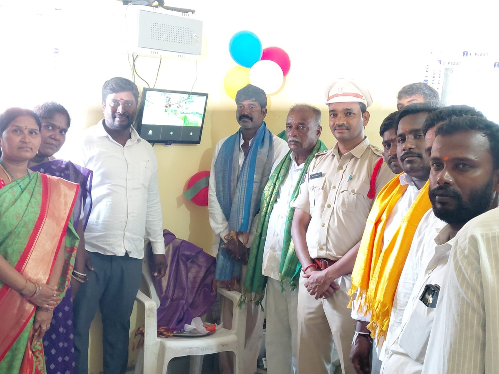 నేరాల నియంత్రణకు సీసీ కెమెరాలు దోహదం చేస్తాయి : కొమురవెల్లి ఎస్సై మహేష్ 