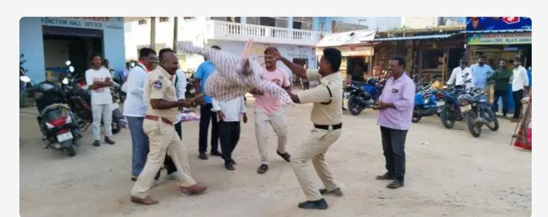 మోదీ దిష్టిబొమ్మ దహనానికి కాంగ్రెస్ యత్నం అడ్డుకున్న పోలీసులు 