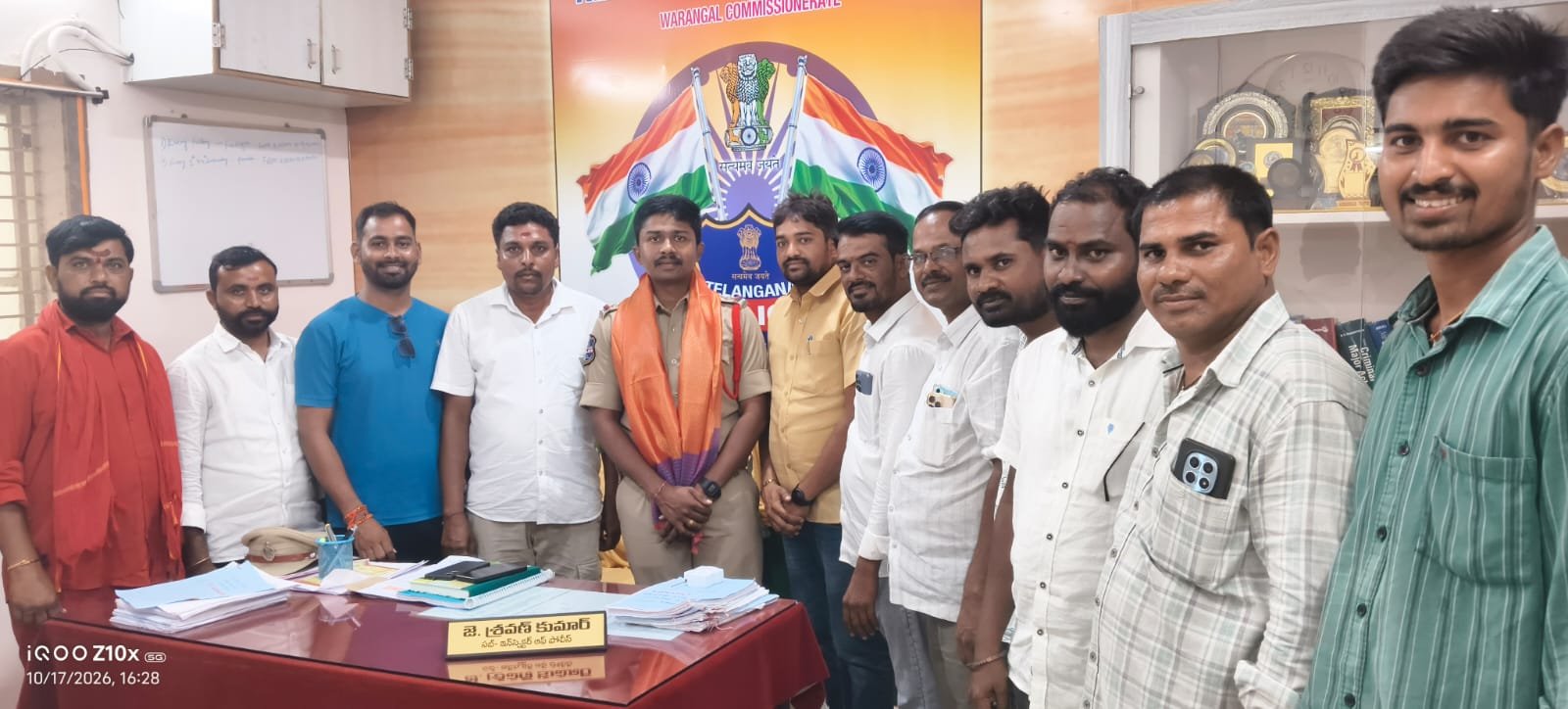 నూతనంగా విచ్చేసిన నెక్కొండ ఎస్సైకి సర్పంచుల బృందం సత్కారం! 