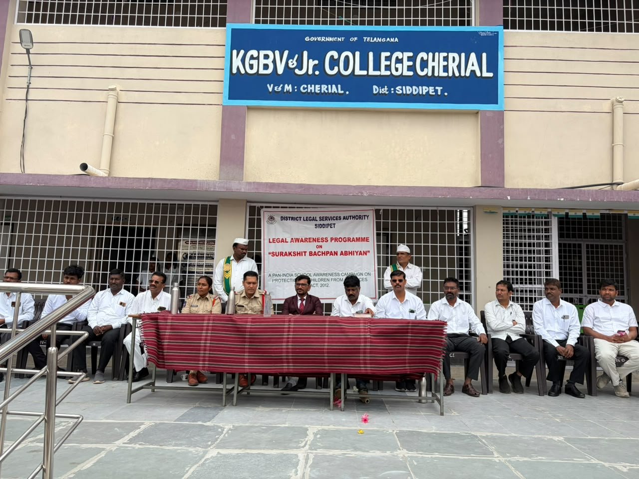 బాలికలకు పోక్సో చట్టంపై అవగాహన కల్పించిన చేర్యాల జడ్జి బానోత్ శ్రీరామ్  - Additional Image
