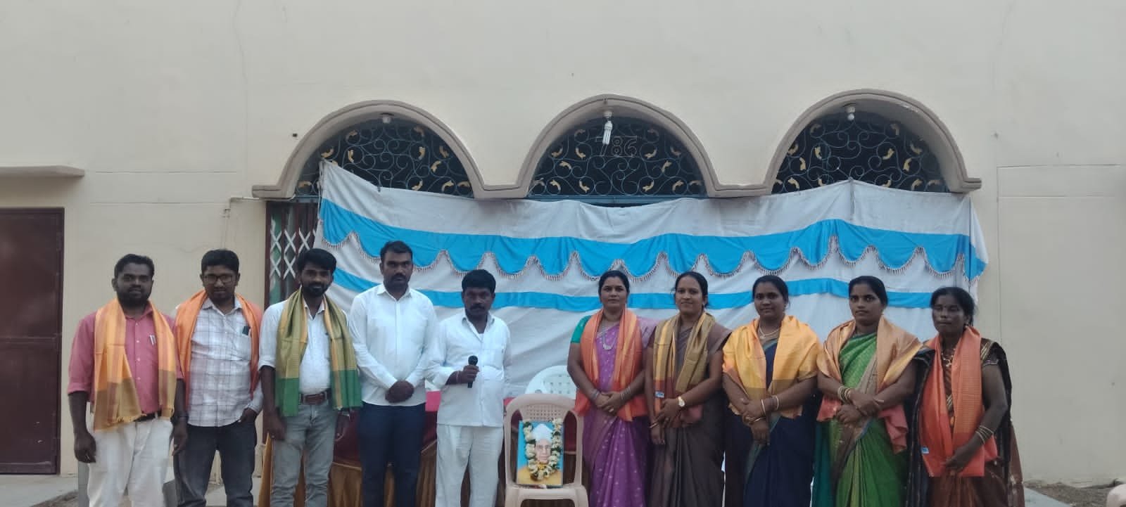 గురువుల సేవలు వెలకట్టలేనివి :ఎమ్మార్పీఎస్