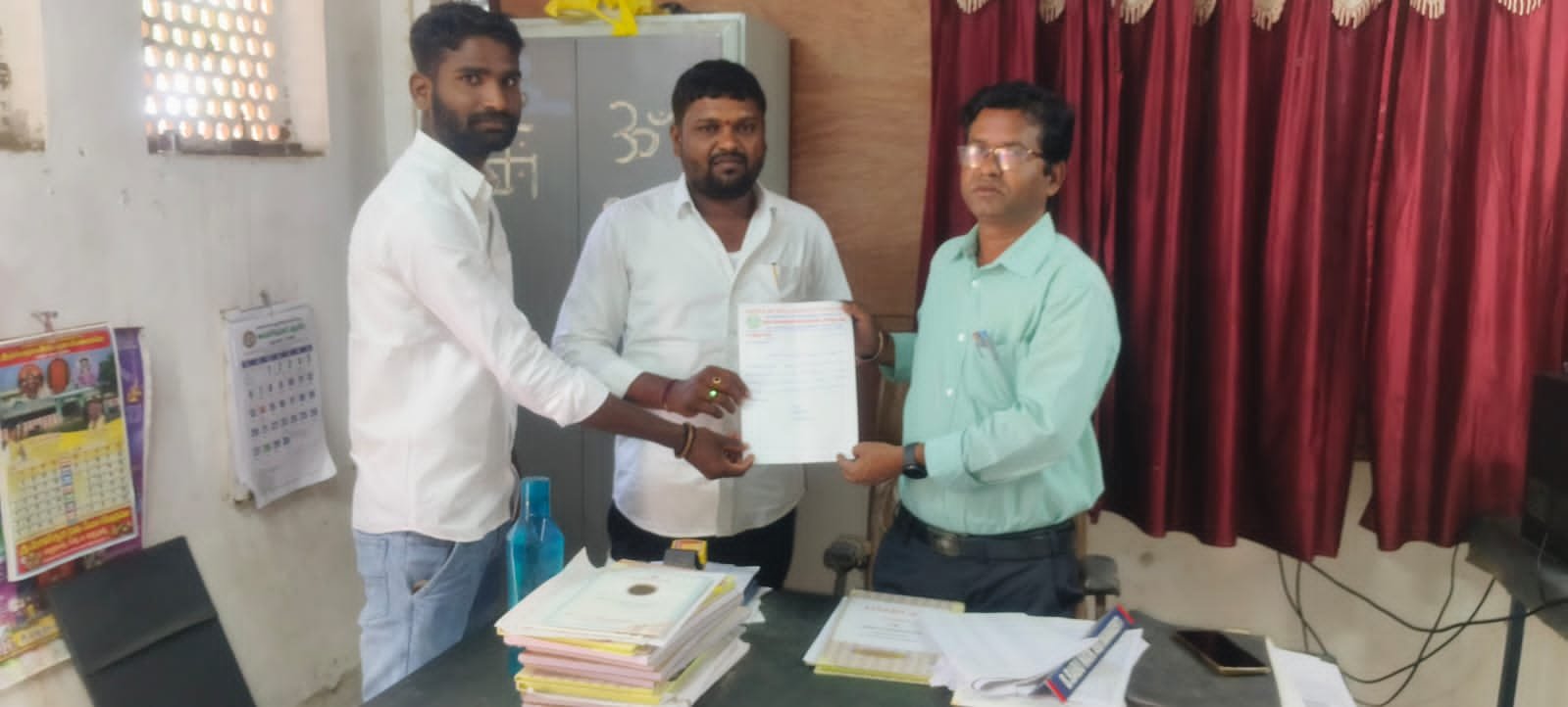 బొబ్బాయిపల్లికి బస్సు సౌకర్యం కల్పించాలని సర్పంచ్ సంపత్ వినతి 